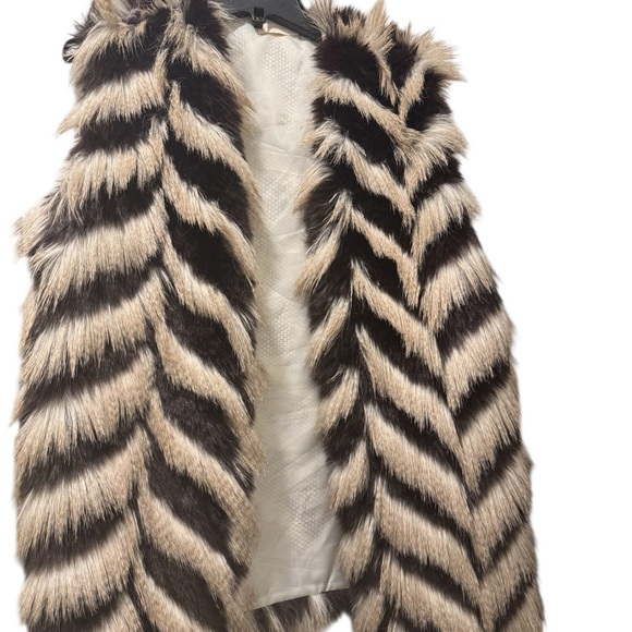 Chic Striped Faux Fur Vest.M/L - Picture 1 of 3